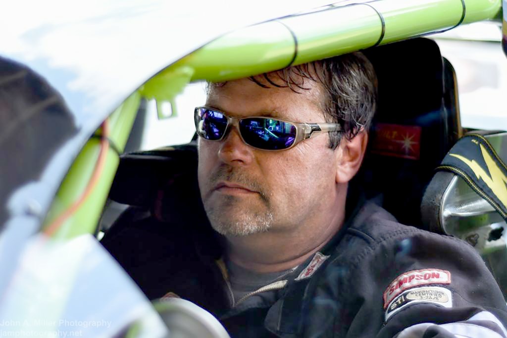 Racing gypsy Saunders logs 308mile round trip from Ellsworth to compete at Oxford Plains