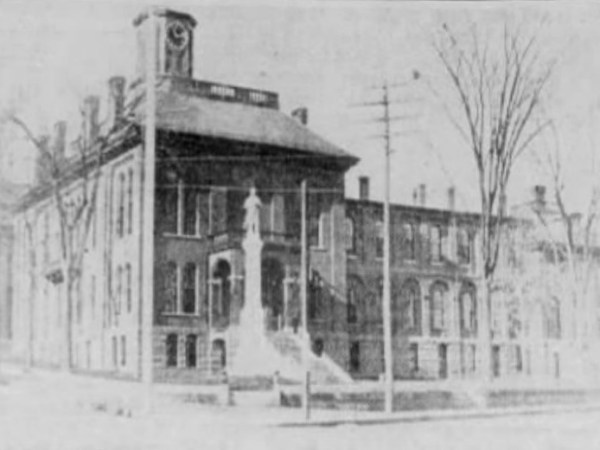 Chapter 19: A dramatic moment in the trial