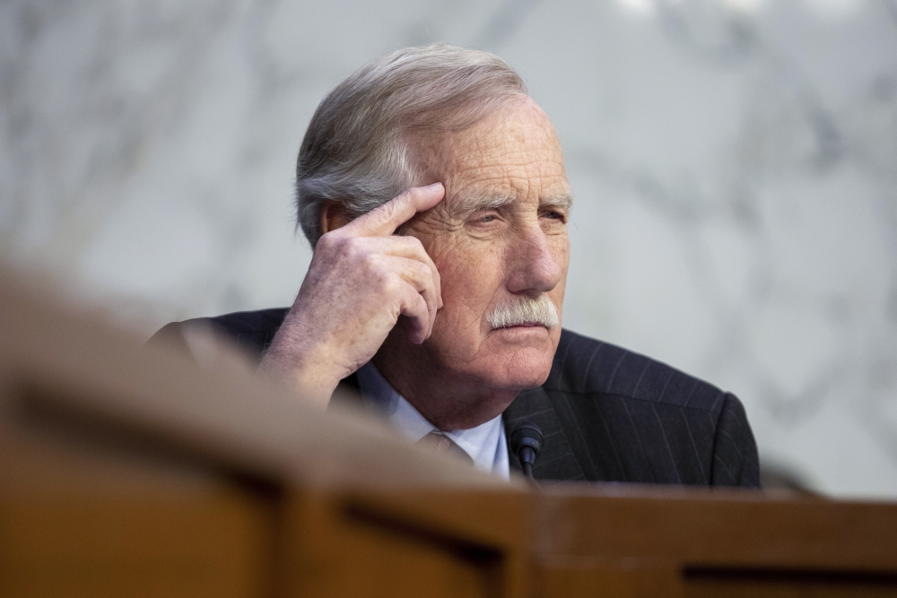 Sen. Angus King joins bipartisan push to develop oversight of potentially dangerous AI use