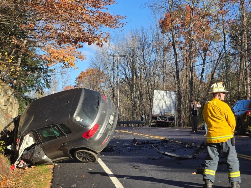 SUV, tractor-trailer collide on state Route 4 in Farmington