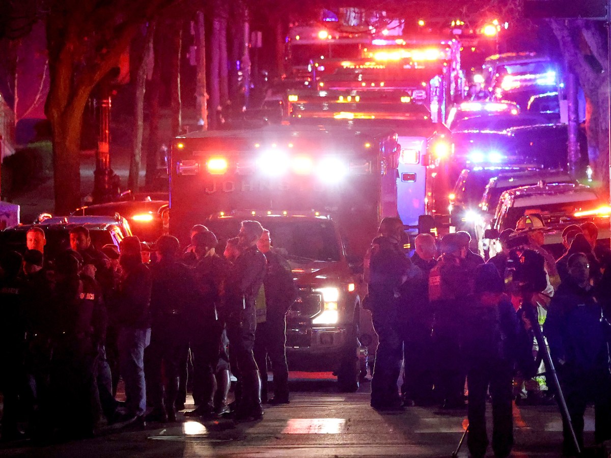 At least 2 killed, 8 hurt in shooting at Brown University