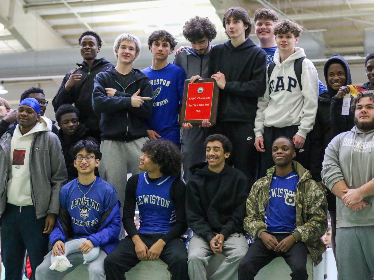 Meet 3 western Maine boys indoor track teams to watch in 2025-26