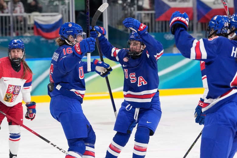 US women’s hockey wins Olympic opener