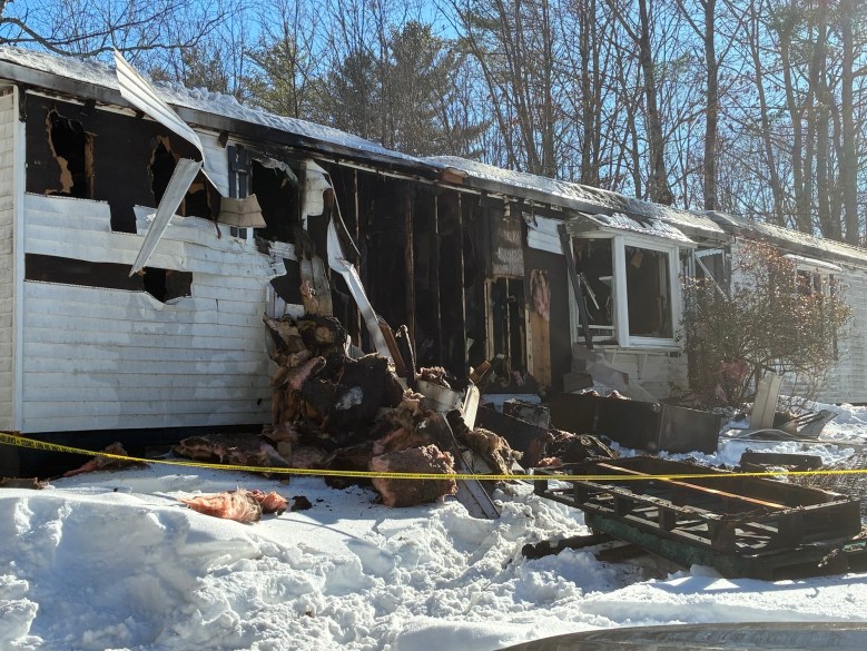 Electric blanket sparks fire that destroys Lisbon home