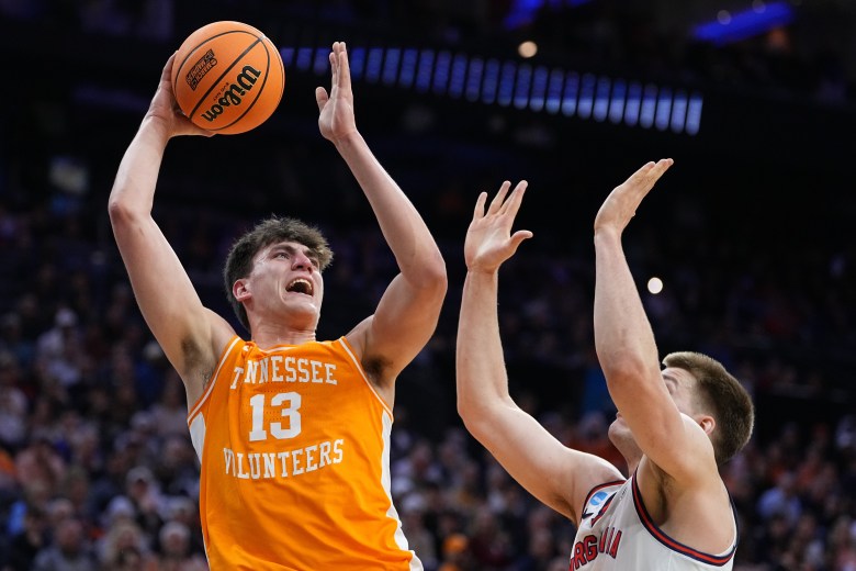 Maine native JP Estrella, Tennessee men’s basketball reach Sweet 16